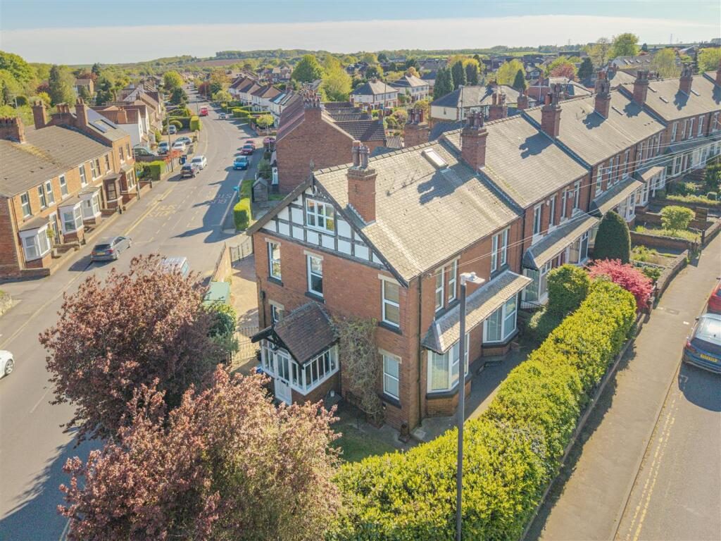 Terraced House