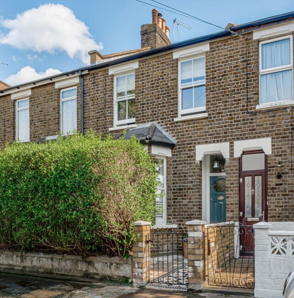 Terraced House