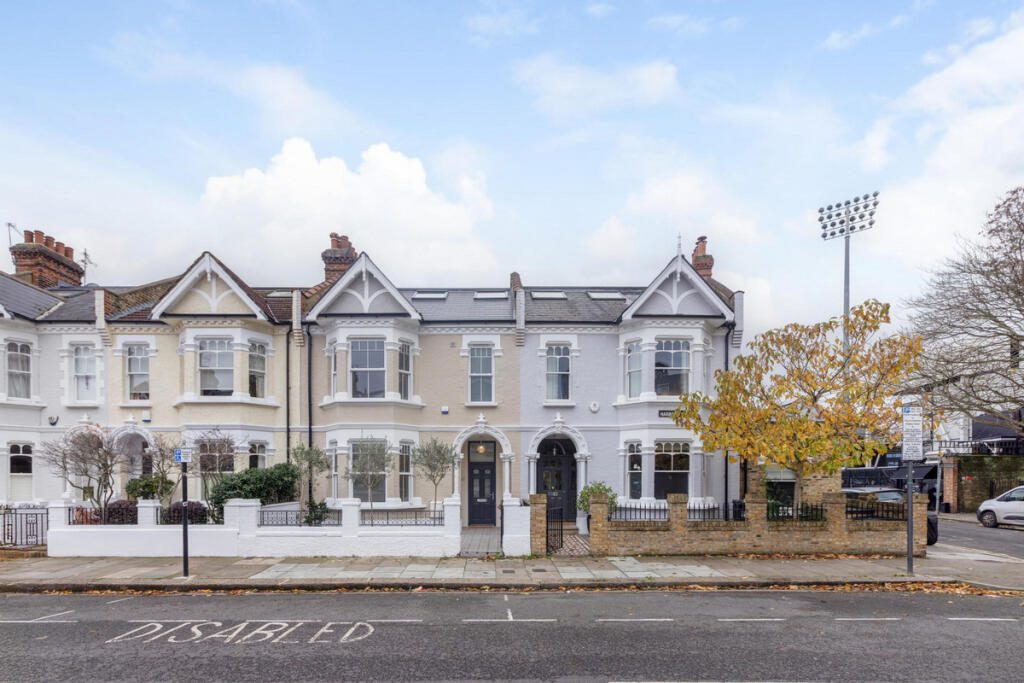 Terraced House