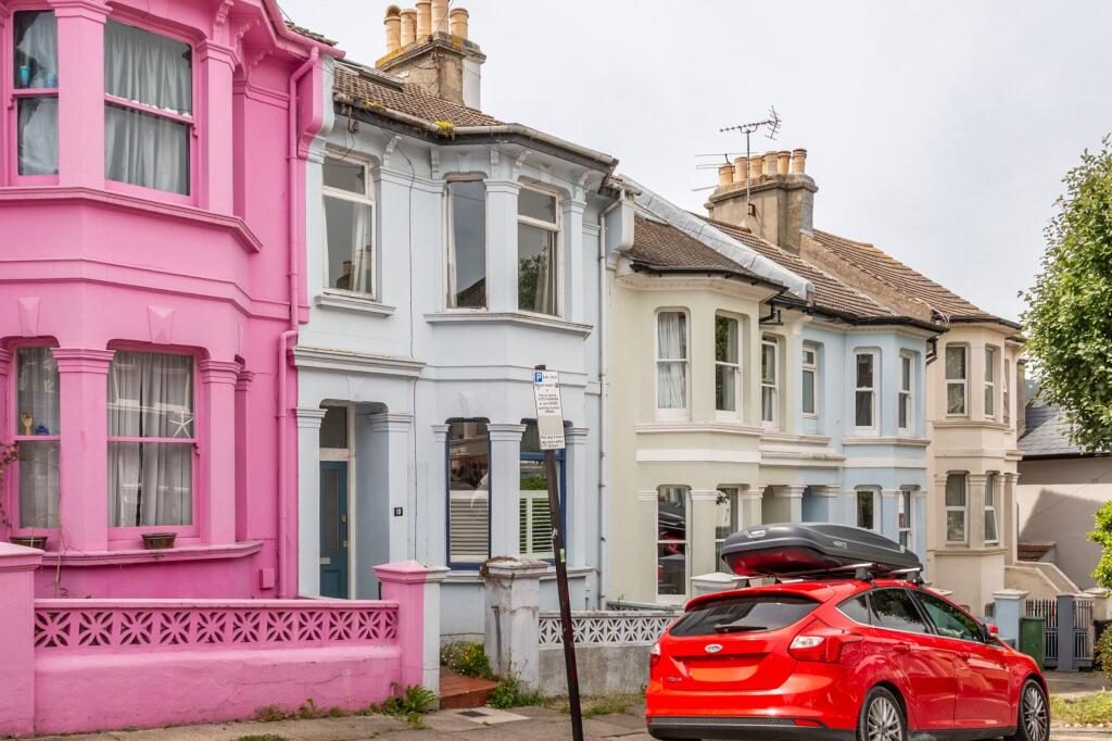 Property main image