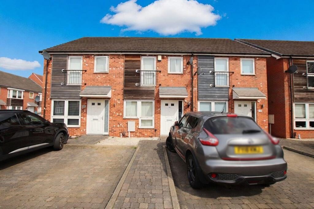 Terraced House