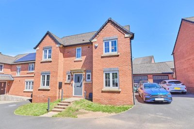 Property on Cardinal Drive, LE10 2NS