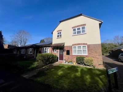 Property on Upton Road, WR2 4TY