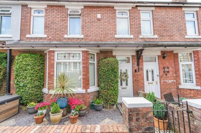 Property on Woodlands Road, CF63 4EG