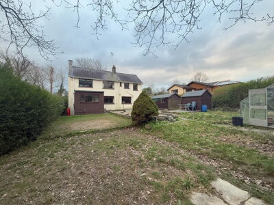 Property on SY23 3BG