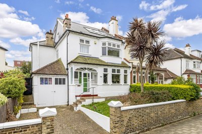 Property on Ferndene Road, SE24 0AA