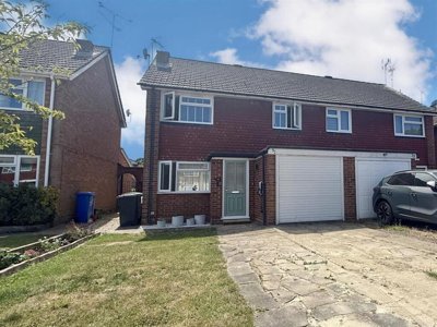 Property on Weybridge Mead, GU46 7UY