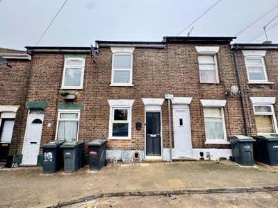 Property on Cobden Street, LU2 0NG