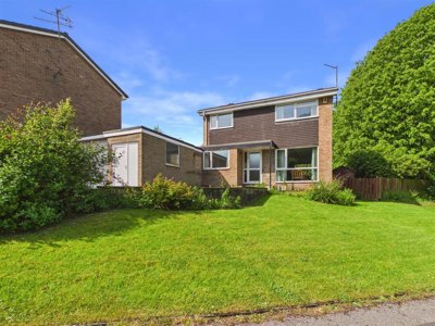 Property on S18 1NT