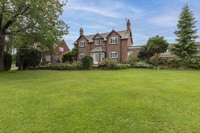 Property on LL12 0AE