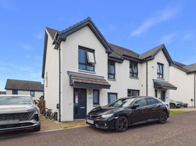 Property on PH1 0AB