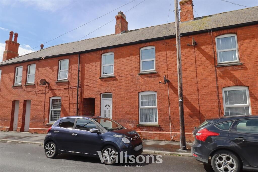 Terraced House