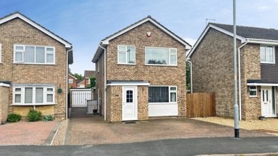 Property on Syston Grove, LN5 8TJ