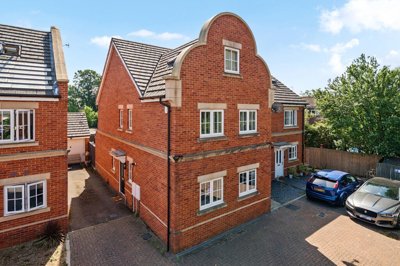 Property on Derisley Close, KT14 7QA