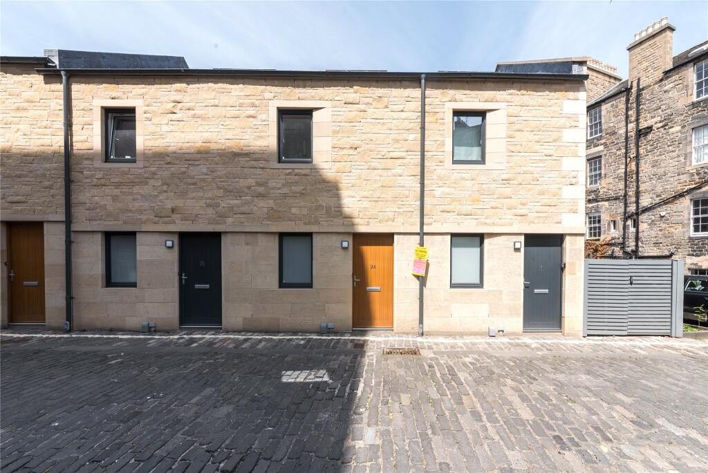 Terraced House
