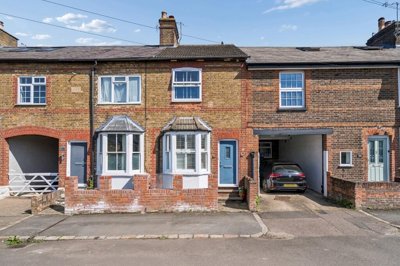 Property on George Street, HP4 2EJ