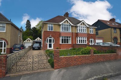 Property on St Gregorys Avenue, SP2 7JP