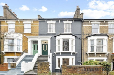Property on Farleigh Road, N16 7TD