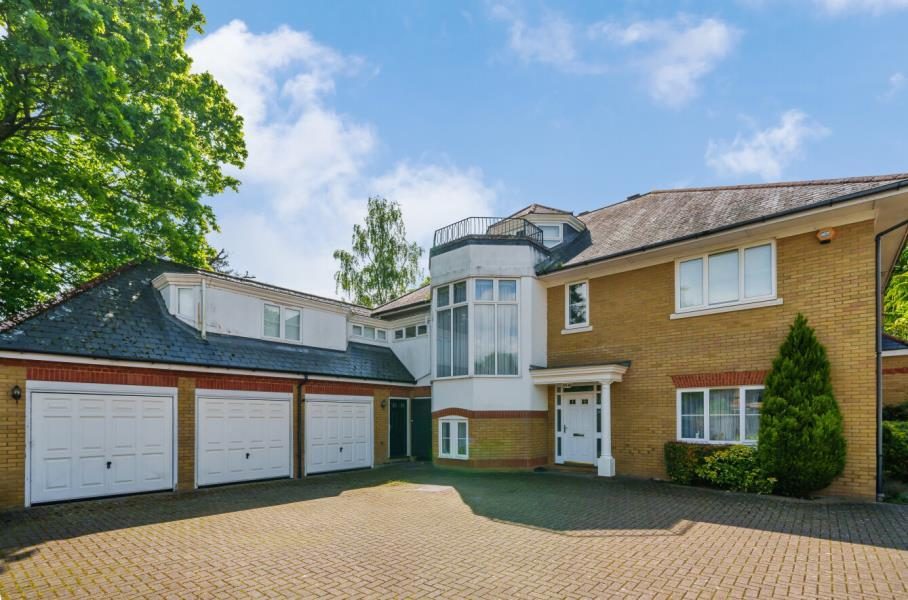 Property main image