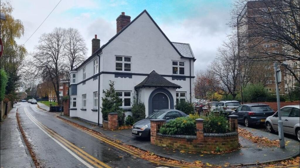 Property main image