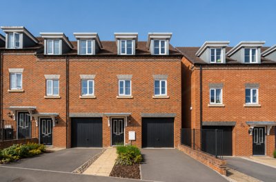 Property on Heathcote Road, SP11 6XH