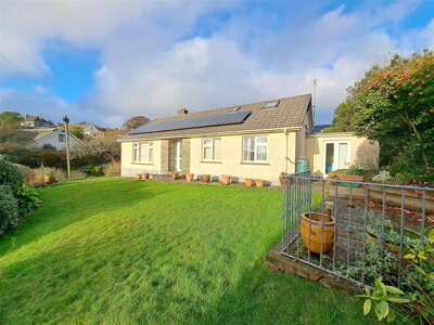 Property on Parc Monga, TR11 5AR