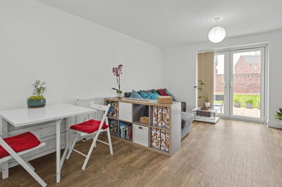 Property on Stone Close, OX16 1HJ