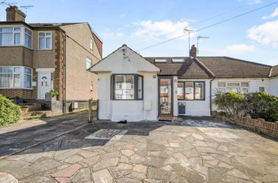 Property on Millwood Road, BR5 3LG