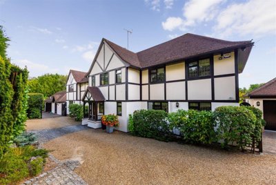 Property on Garth Road, SG6 3NG