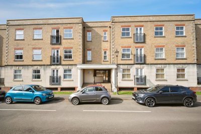 Property on Dickens Heath Road, B90 1QD