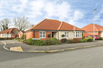 Property on Cranesbill Way, IP14 4FB