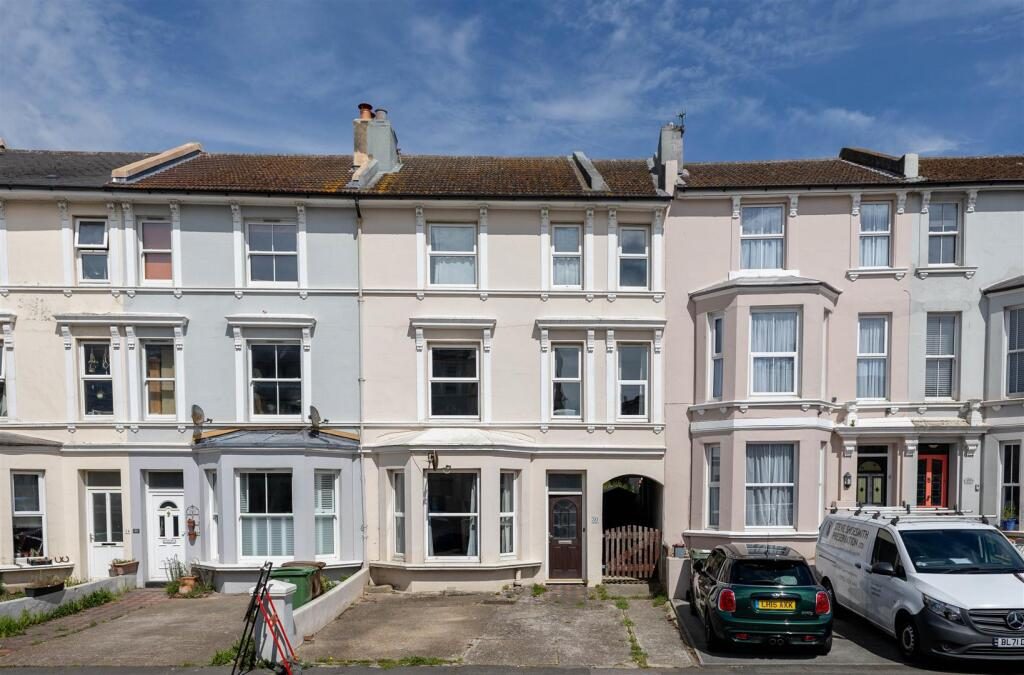 Terraced House
