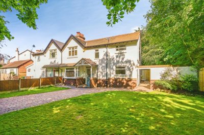Property on L37 7BT