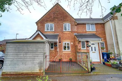 Property on Horsefields, SP8 4UQ