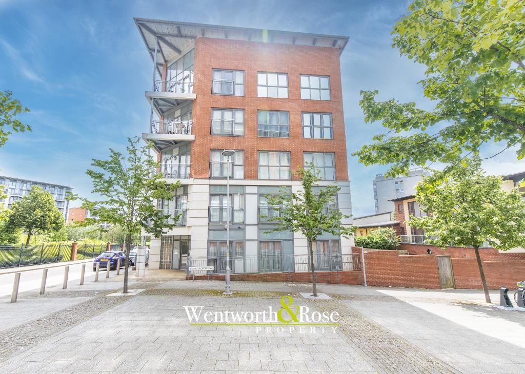 Property main image