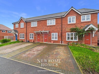 Property on Rhodfa Clawdd Offa, LL16 4RJ