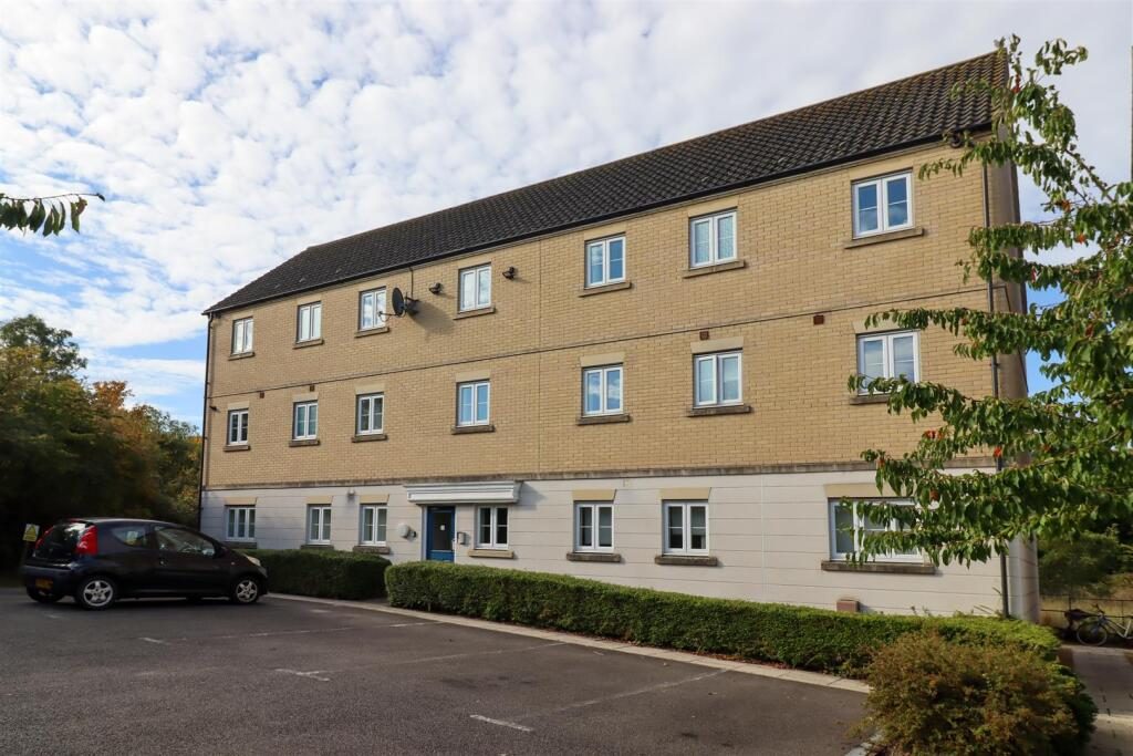 Property main image