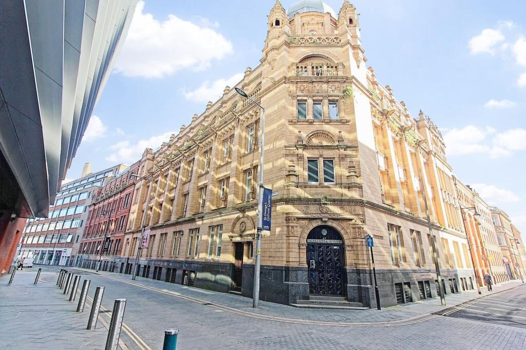 Property main image