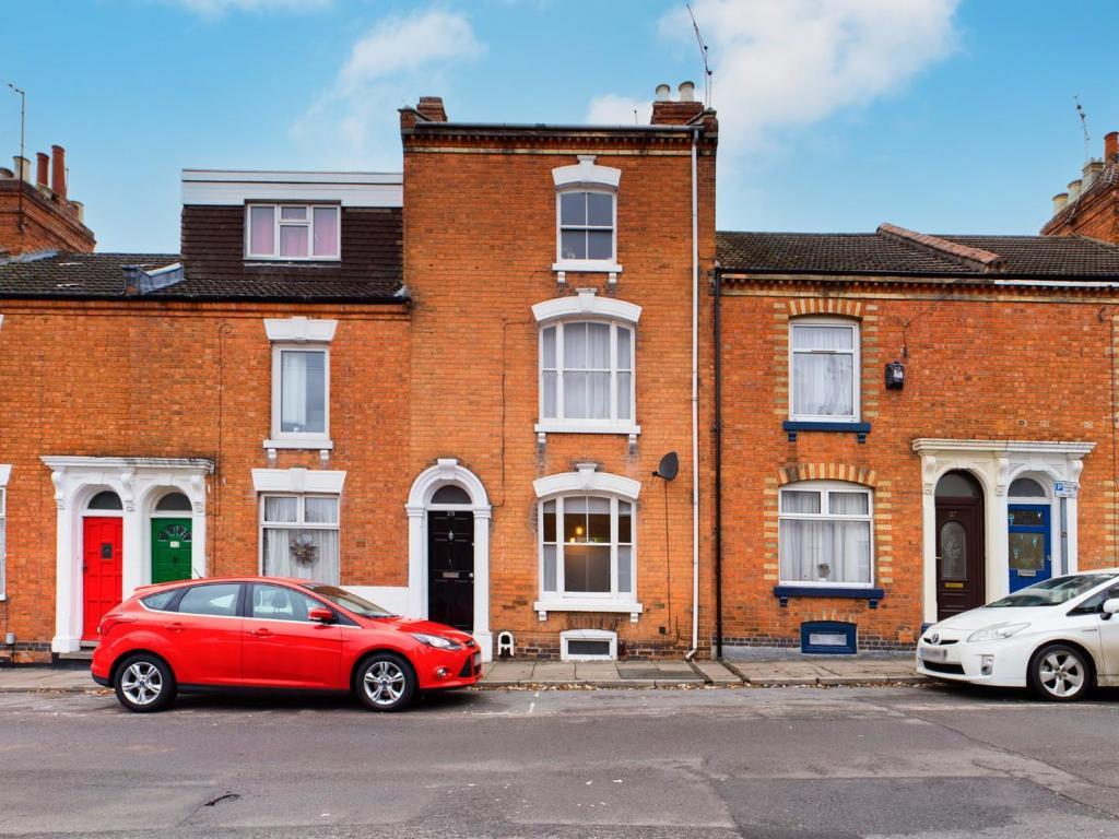Terraced House