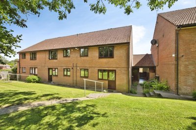 Property on Bicknell Gardens, BA21 4LT