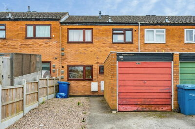 Property on Stonepit, B77 1DN