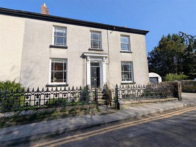Property on Church Road, SA33 5JT