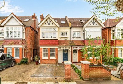 Property on Lyncroft Gardens, W13 9PU