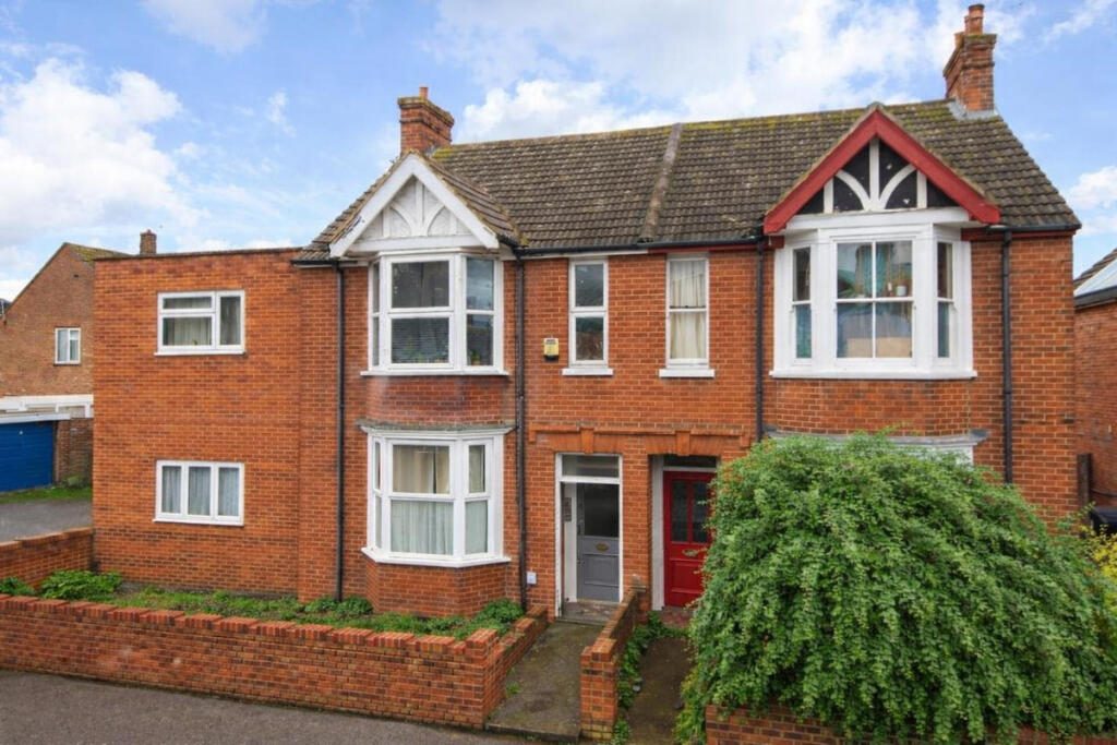 Property main image