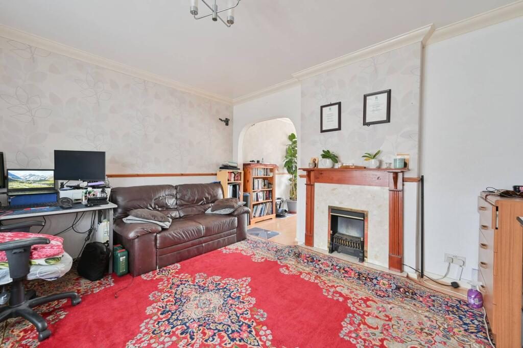 Terraced House