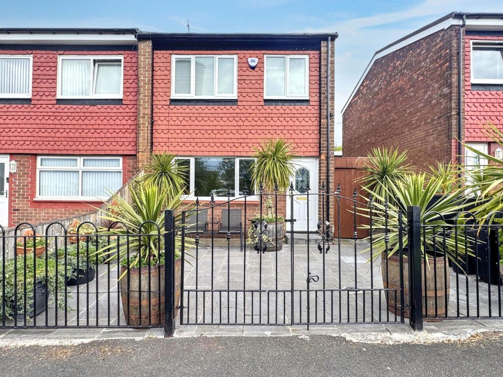 Terraced House