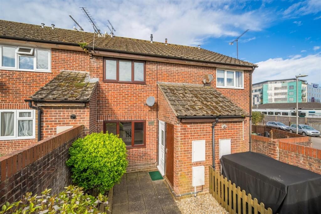Terraced House