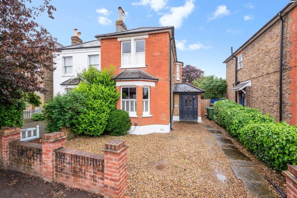Property main image