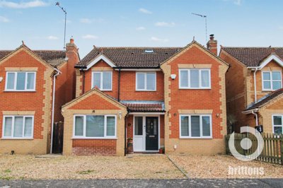 Property on Howard Close, PE34 4JT