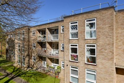 Property on Eaton Road, SM2 5DN